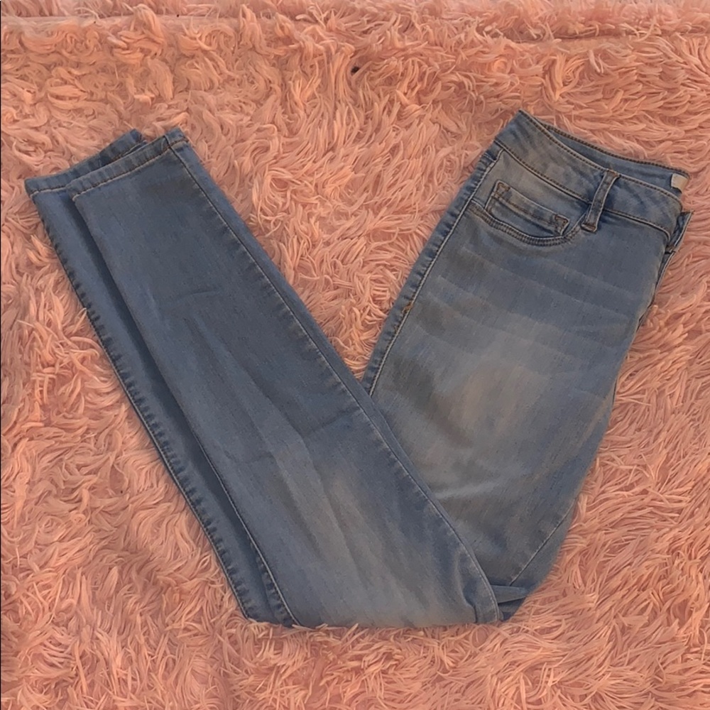 Mid rise skinny jeans